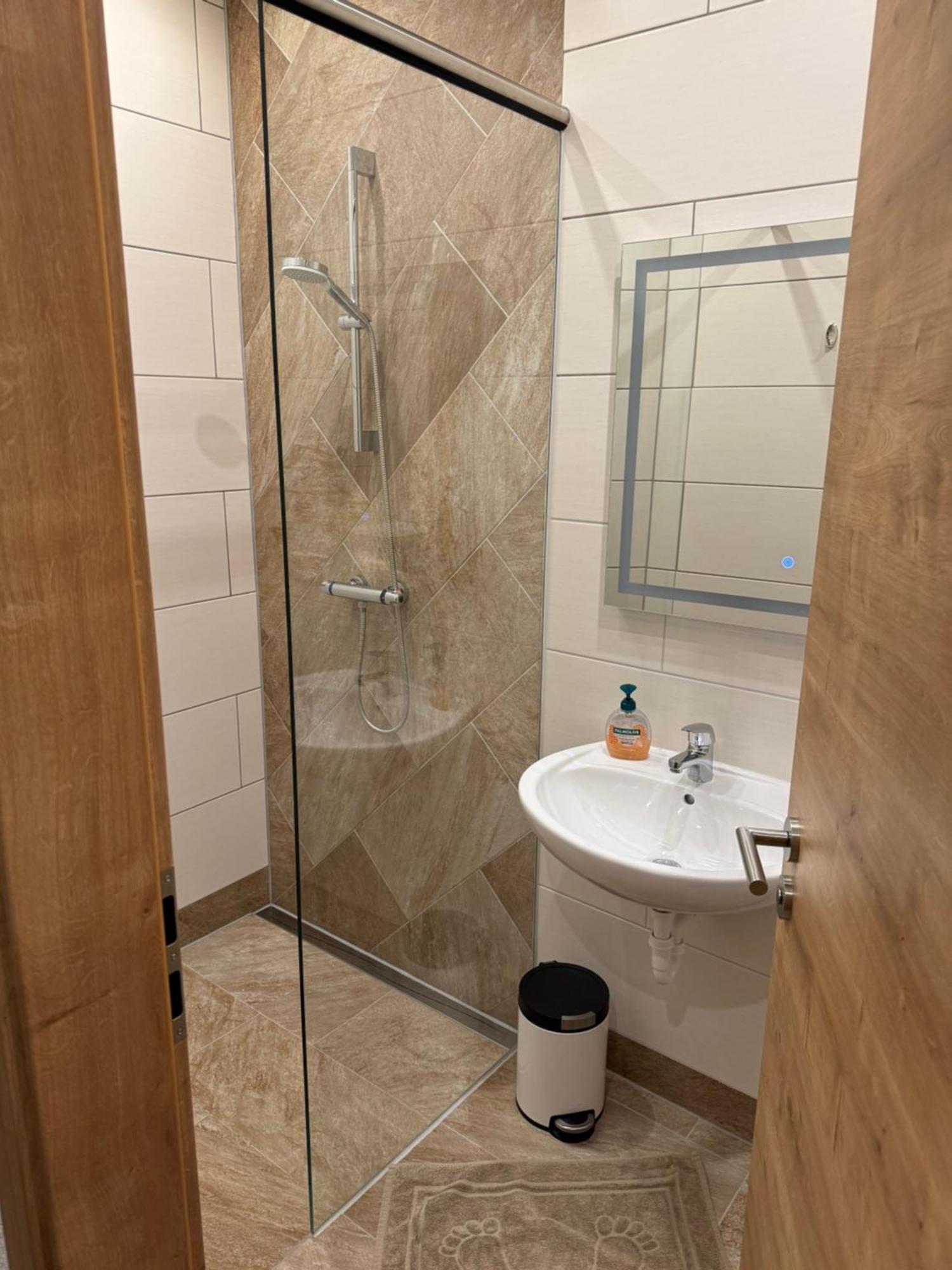Ferienwohnung Zeitler Treuen Екстер'єр фото