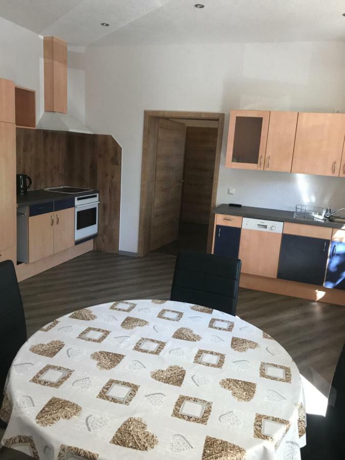 Ferienwohnung Zeitler Treuen Екстер'єр фото
